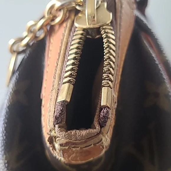 Louis Vuitton Brown Monogram Shoulder Bag - Picture 10 of 16